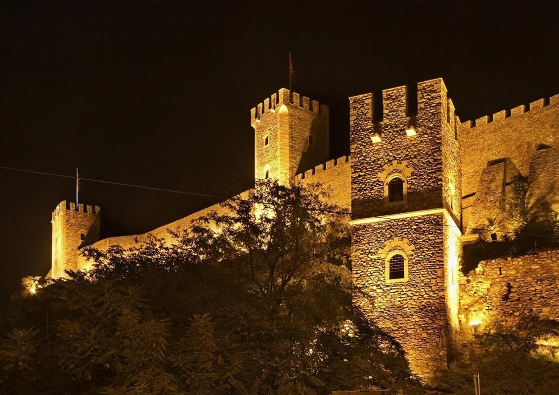 Hotel Room City Square With Great View No Parking Skopje Exterior photo