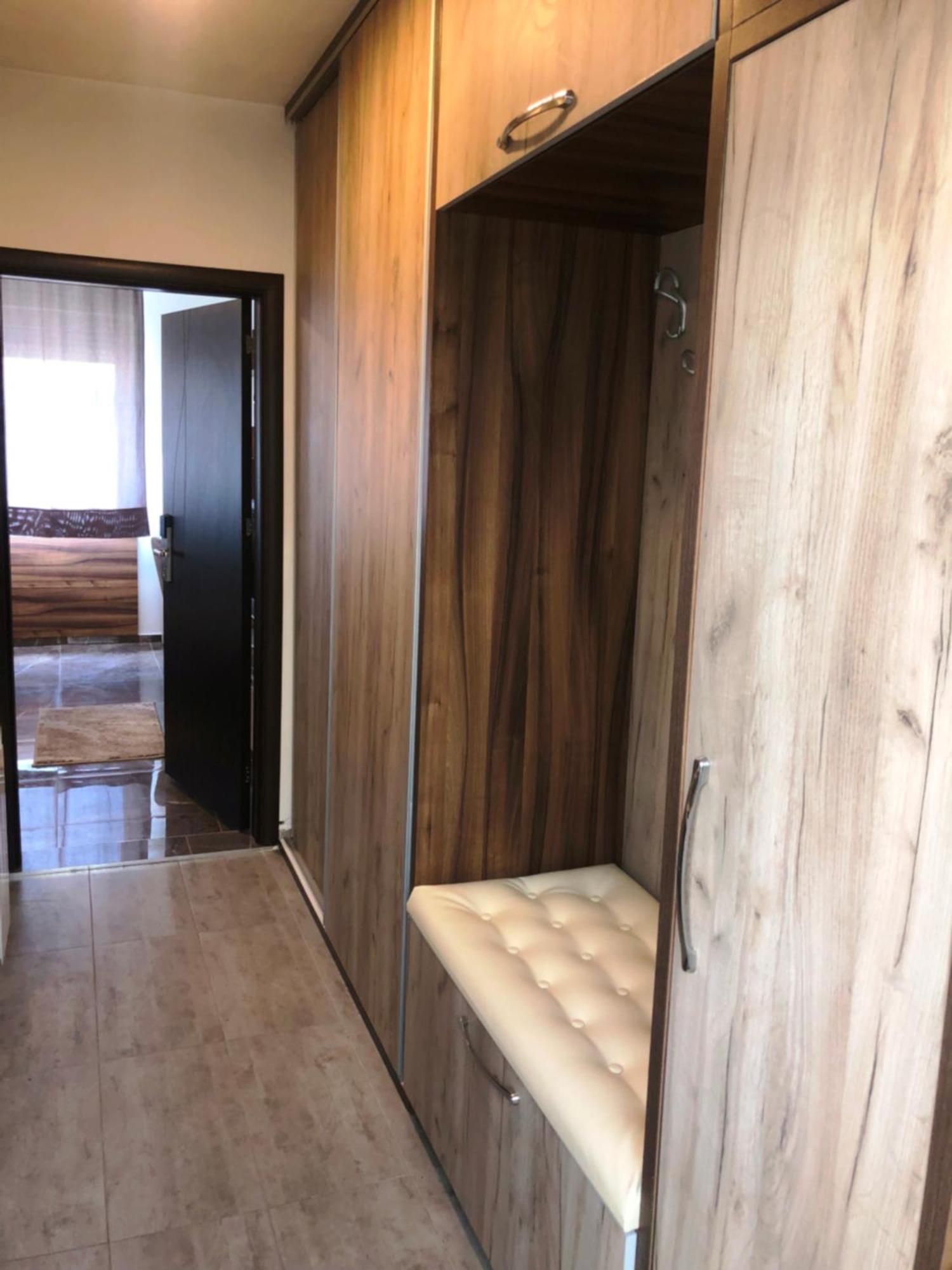 Hotel Room City Square With Great View No Parking Skopje Exterior photo